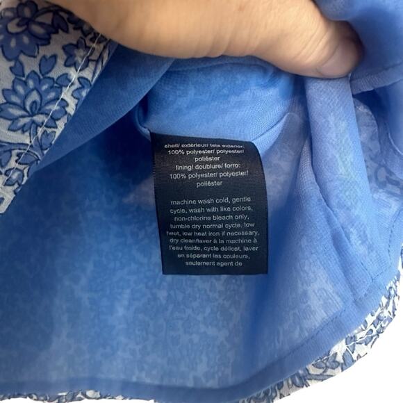 Tommy Hilfiger Floral Pin Tuck Blouse - Size Large - Picture 6 of 7